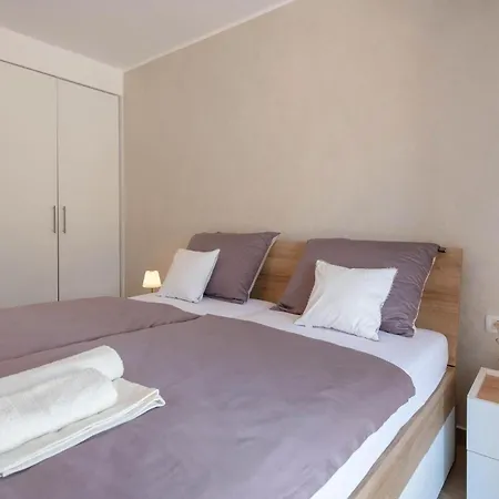 Amazing In With House A Panoramic View *