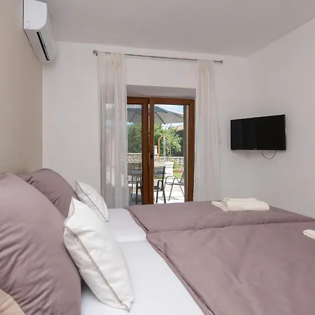 Amazing In With House A Panoramic View * Labin (Istria)