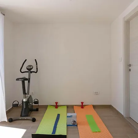 Amazing In With House A Panoramic View *