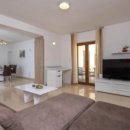 Pet Friendly In Holiday home Labin (Istria)